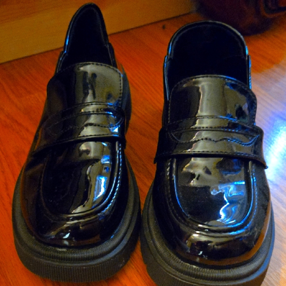 Women's Black Loafers